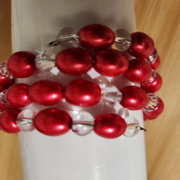 Hand Crafted Pearl Wrap Bracelet Earrings Set Red Faux Pearls Clear Crystals - Picture 6 of 9